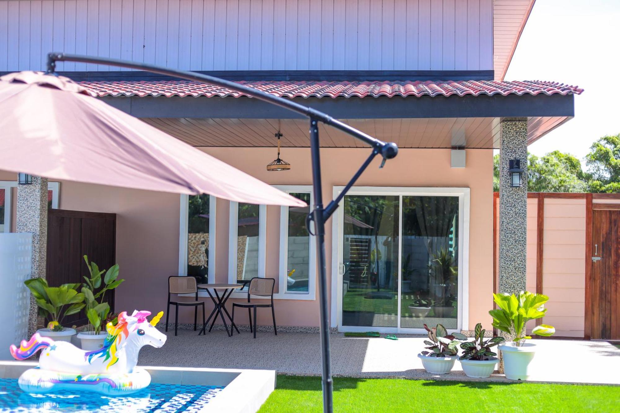 D' Village Cottage 2 - Private Pool Villa Pantai Cenang  Exteriör bild