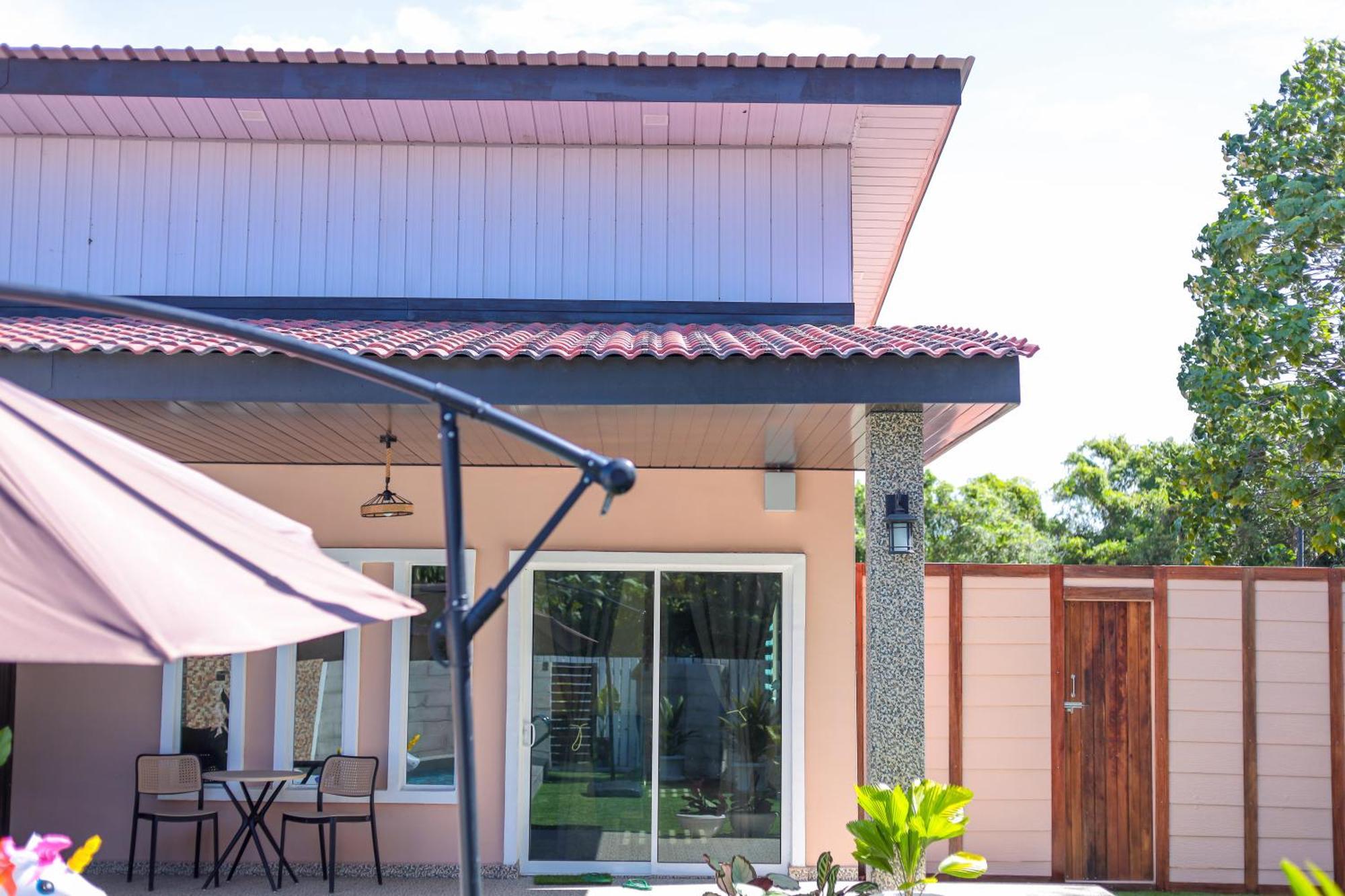 D' Village Cottage 2 - Private Pool Villa Pantai Cenang  Exteriör bild